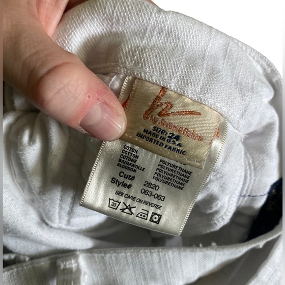 Citizens of Humanity | Size 24/XS white cropped Kelly jean - Picture 10 of 14